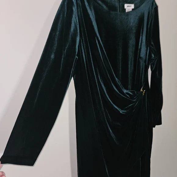 NWOT DKNY Long Sleeve Ruched Bodice Faux Wrap Velvet Midi Dress:Hunter Green: 16 - Picture 7 of 13